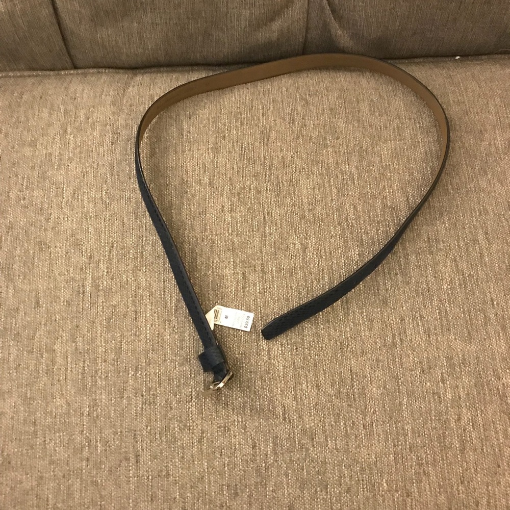 Never worn banana republic belt